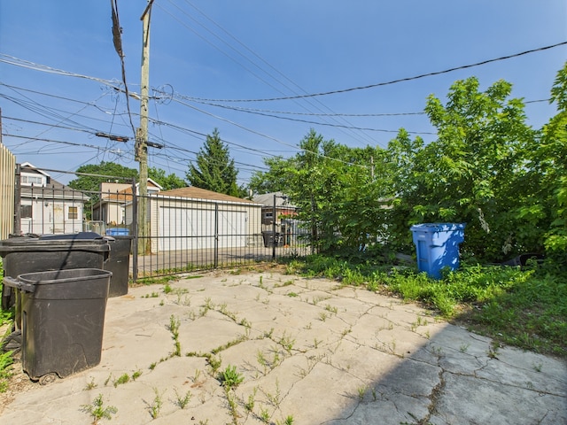 8551 S Ashland Ave, Chicago, IL 60620 - view of patio
