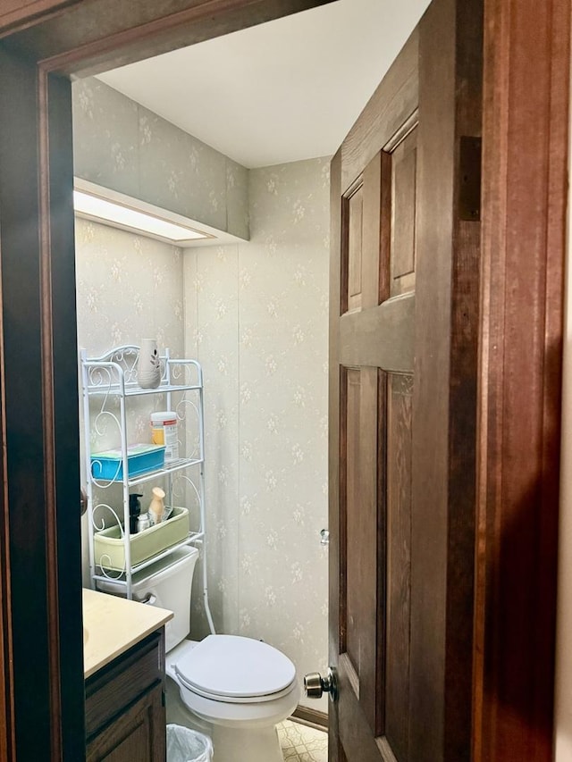 261 S Edison Ave, Elgin, IL 60123 - bathroom featuring vanity and tile patterned floors