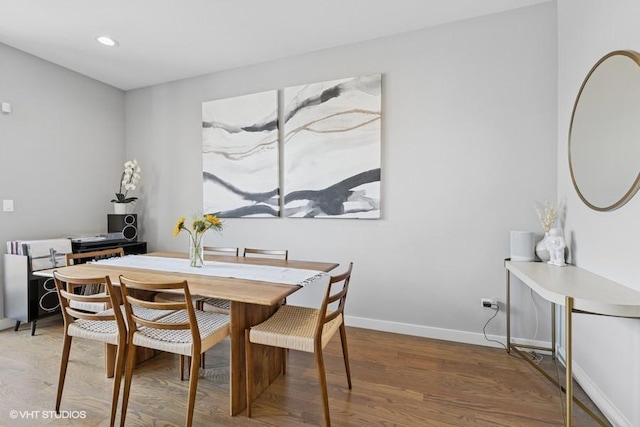 2237 N Hoyne Ave Unit 3S, Chicago, IL 60647 - dining area featuring light wood-style flooring and recessed lighting