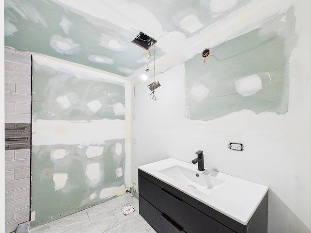 8015 S Paxton Ave, Chicago, IL 60617 - bathroom with vanity