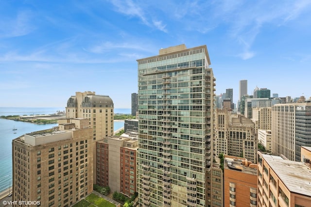 260 E Chestnut St Unit 3303, Chicago, IL 60611 - skyline view featuring a large body of water
