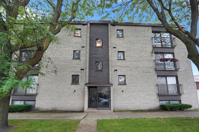 5200 N Rockwell St Unit 3N, Chicago, IL 60625 - view of building exterior