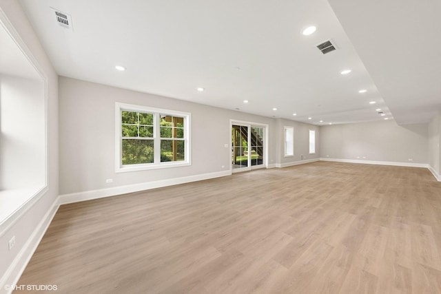 1120 Pin Oak Dr, Western Springs, IL 60558 - unfurnished living room with recessed lighting and light wood-type flooring