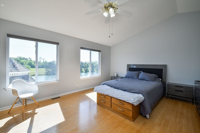 3142 Bennett Pl, Aurora, IL 60502 - bedroom featuring lofted ceiling, light wood-type flooring, and a ceiling fan