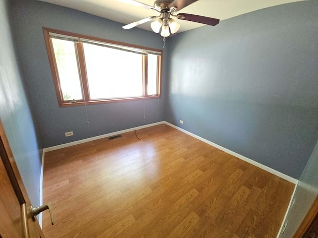 75 Bode Rd, Hoffman Estates, IL 60169 - empty room featuring wood finished floors and a ceiling fan
