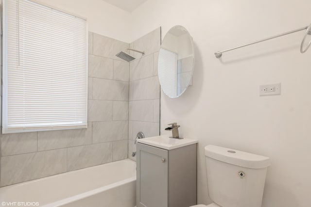 7226 S Rhodes Ave, Chicago, IL 60619 - full bath with shower / tub combination and vanity