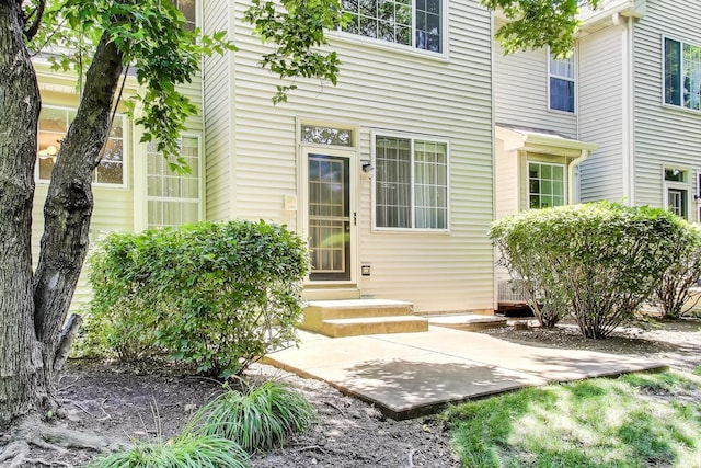 2302 Sandy Creek Dr, Algonquin, IL 60102 - view of exterior entry with a patio