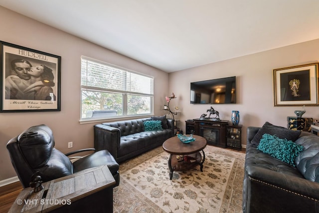 1550 W Ludington Cir, Romeoville, IL 60446 - living room with baseboards
