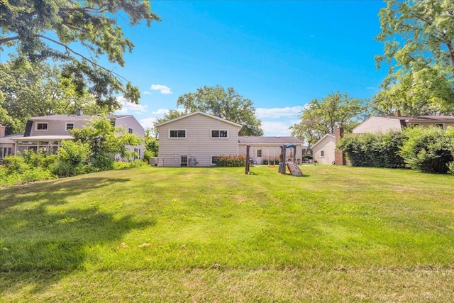 1259 Durham Dr, Wheaton, IL 60189 - view of grassy yard