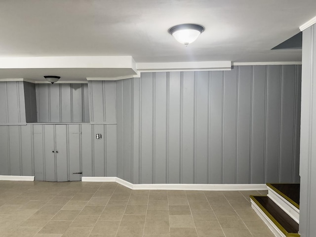 8517 S Wallace St, Chicago, IL 60620 - below grade area featuring a decorative wall