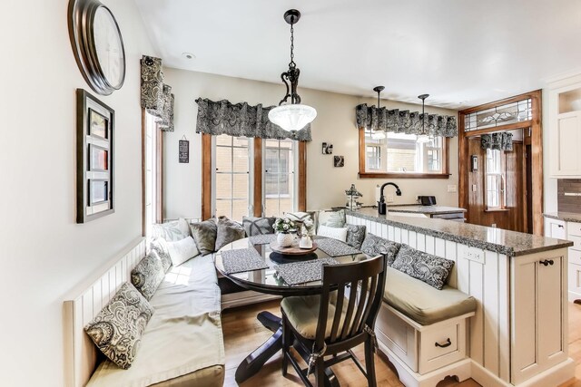 210 Berry Pkwy, Park Ridge, IL 60068 - photo 9