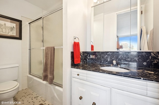 1110 N Lake Shore Dr Unit 20S, Chicago, IL 60611 - full bath featuring vanity, combined bath / shower with glass door, and tile patterned floors