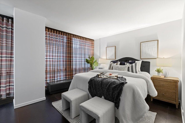 910 N Lake Shore Dr Unit 1615, Chicago, IL 60611 - bedroom featuring baseboards