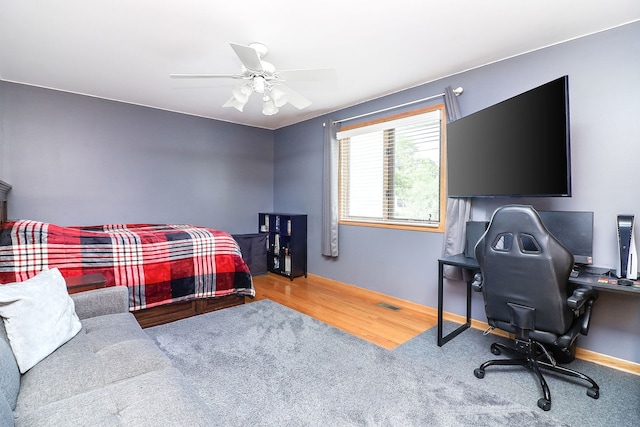 8124 Glenbrook Pl, Tinley Park, IL 60487 - bedroom with a desk and ceiling fan