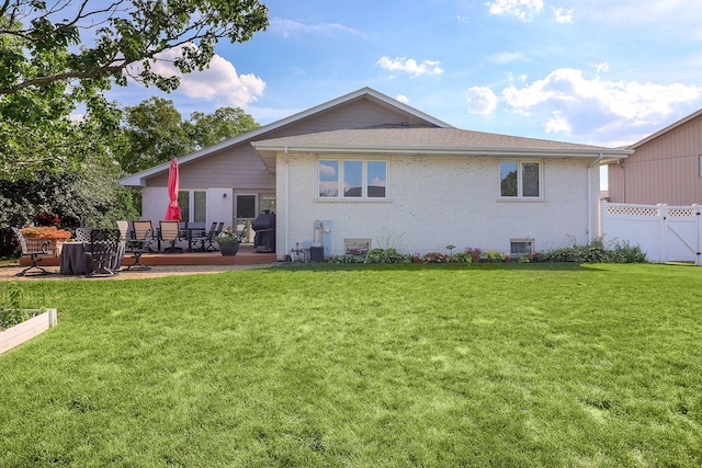 8124 Glenbrook Pl, Tinley Park, IL 60487 - rear view of property with brick siding
