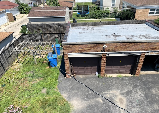 108 W 81st St, Chicago, IL 60620 - exterior space
