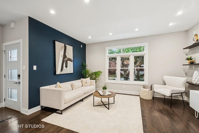 3125 S Giles Ave, Chicago, IL 60616 - living room featuring dark wood-style flooring and recessed lighting