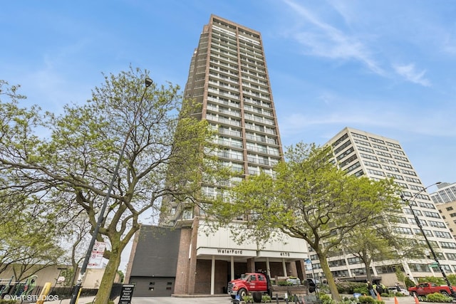 4170 N Marine Dr Unit 24G, Chicago, IL 60613 - photo 1