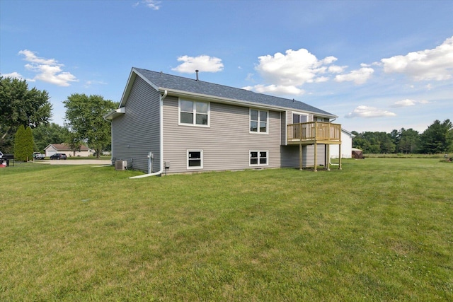 113 New Brunswick Ln, Poplar Grove, IL 61065 - rear view of property featuring a lawn and a wooden deck