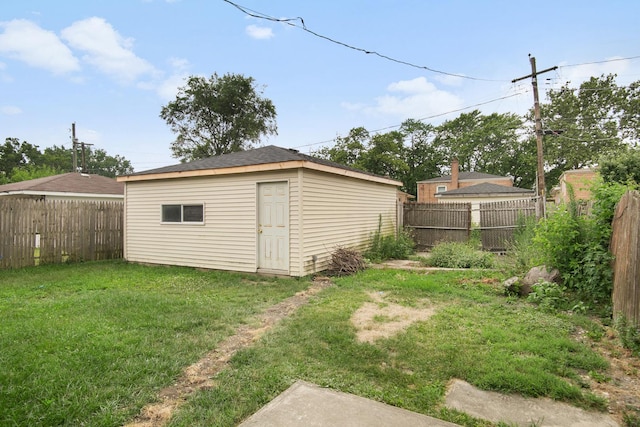 15224 Oak St, Dolton, IL 60419 - fenced backyard featuring an outdoor structure