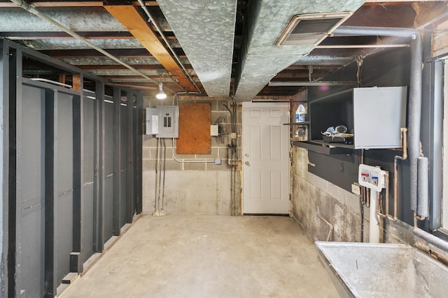 15224 Oak St, Dolton, IL 60419 - unfinished below grade area featuring electric panel