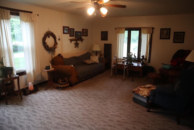 105 Bradley St, New Bedford, IL 61346 - living area featuring a ceiling fan