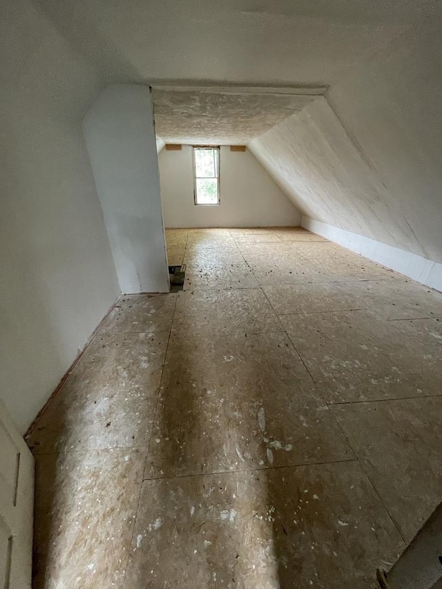 5229 S Campbell Ave, Chicago, IL 60632 - bonus room featuring vaulted ceiling