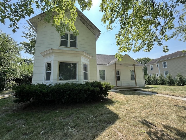 205 N Chicago St, Magnolia, IL 61336 - view of front of property with a front yard