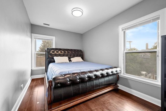 3330 E Ave, Berwyn, IL 60402 - bedroom featuring hardwood / wood-style floors and baseboards