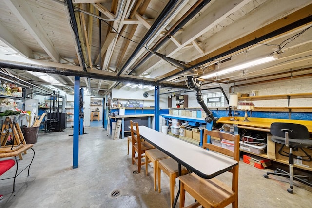 7246 N Oleander Ave, Chicago, IL 60631 - unfinished below grade area featuring a workshop area