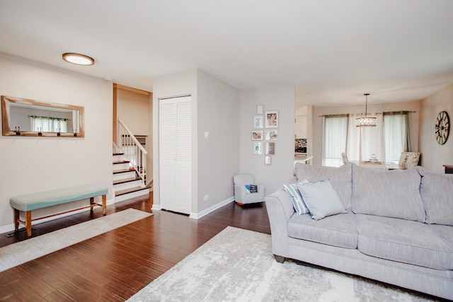 1954 Brookside Ln, Hoffman Estates, IL 60169 - photo 3