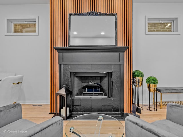 1910 W George St, Chicago, IL 60657 - photo 8