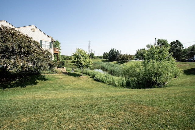 610 N Red Deer Rd, Round Lake, IL 60073 - view of grassy yard