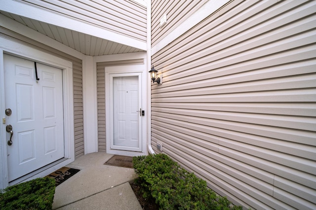 610 N Red Deer Rd, Round Lake, IL 60073 - entrance to property