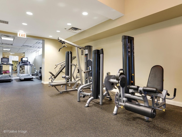 21 E Huron St Unit 1106, Chicago, IL 60611 - gym with recessed lighting