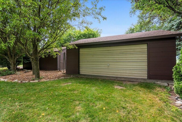 25316 E 1100 N Rd, Downs, IL 61736 - view of garage