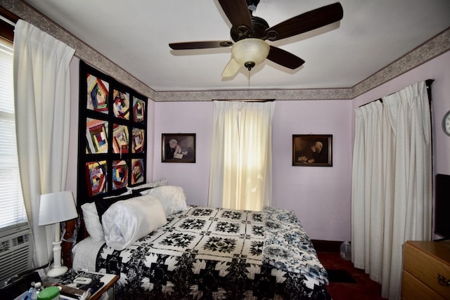 915 W Olive St, Bloomington, IL 61701 - bedroom featuring ceiling fan