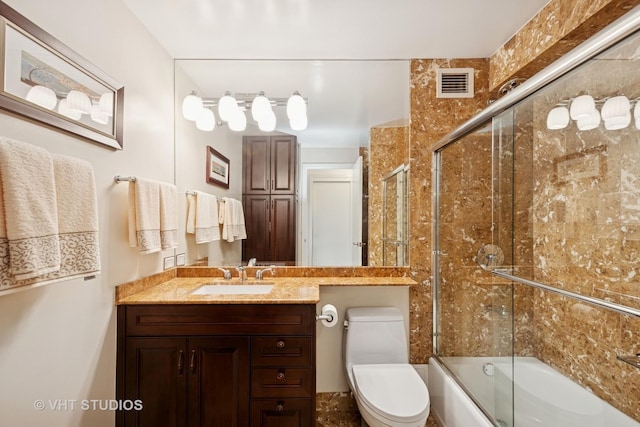 1250 N Dearborn St Unit 11C, Chicago, IL 60610 - full bath featuring vanity and combined bath / shower with glass door