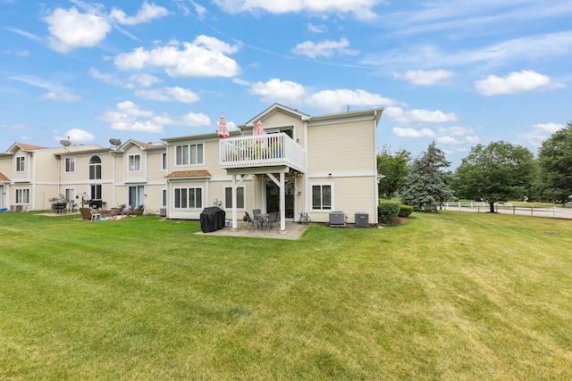 931 Mesa Dr, Elgin, IL 60123 - back of house featuring a patio and a balcony