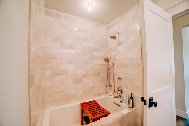 1533 E 1400 N Rd, Crescent City, IL 60928 - full bathroom with washtub / shower combination
