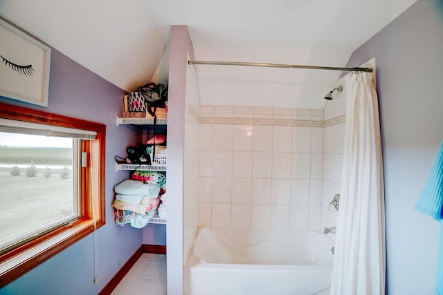1533 E 1400 N Rd, Crescent City, IL 60928 - full bathroom featuring shower / tub combo and tile patterned flooring