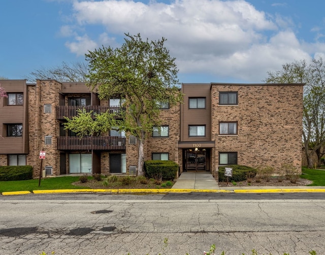 1100 E Randville Dr Unit 304, Palatine, IL 60074 - view of apartment building / complex