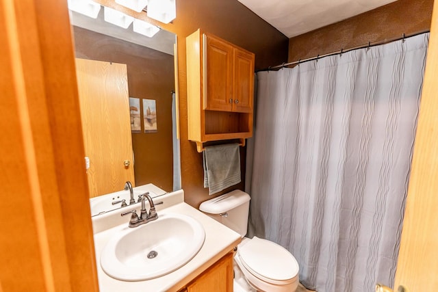 2030 Southfield Ln, Byron, IL 61010 - bathroom featuring vanity and a shower with shower curtain