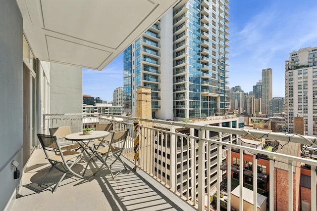 330 W Grand Ave Unit 1307, Chicago, IL 60654 - balcony with a city view