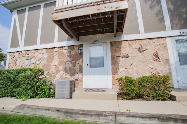 1027 Newport Hbr Unit 1027, Schaumburg, IL 60193 - photo 1