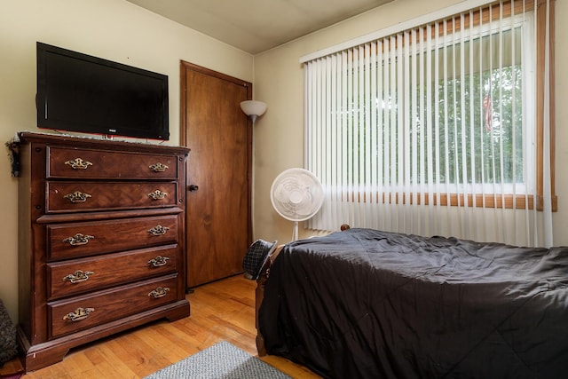 6650 Happy Acres Rd, Rockford, IL 61101 - bedroom featuring light wood-style flooring