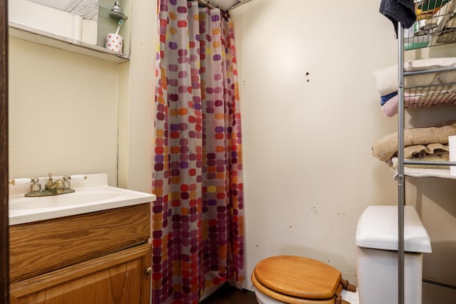 6650 Happy Acres Rd, Rockford, IL 61101 - full bathroom featuring vanity and a shower with curtain
