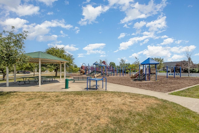 1617 Fieldstone Dr S Unit 13-1, Shorewood, IL 60404 - community play area with a yard and a gazebo