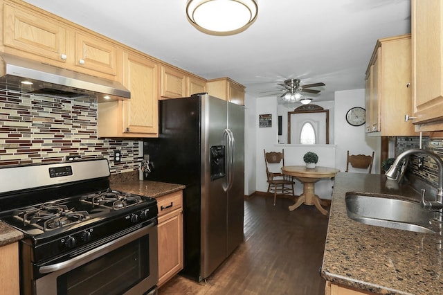 511 Crystal Ave, South Elgin, IL 60177 - kitchen featuring stainless steel appliances, under cabinet range hood, backsplash, ceiling fan, and dark wood finished floors