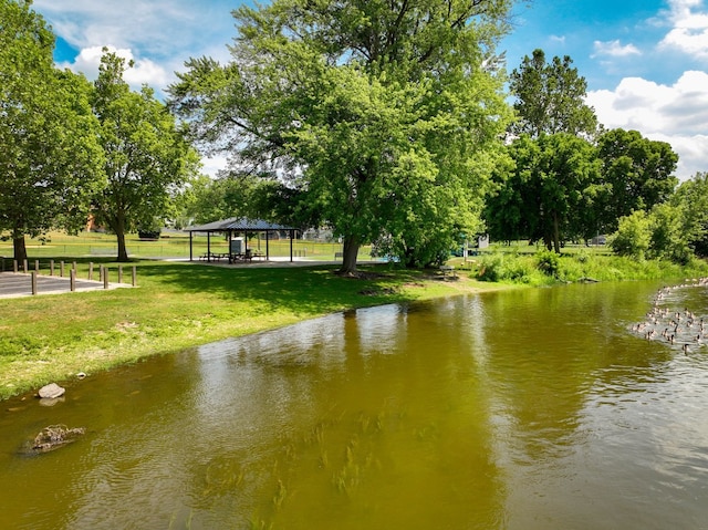 511 Crystal Ave, South Elgin, IL 60177 - water view with a gazebo